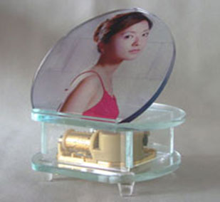 钢琴水晶 钢琴水晶